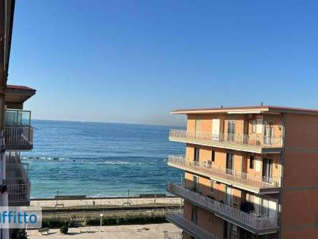 Bilocale arredato Portici