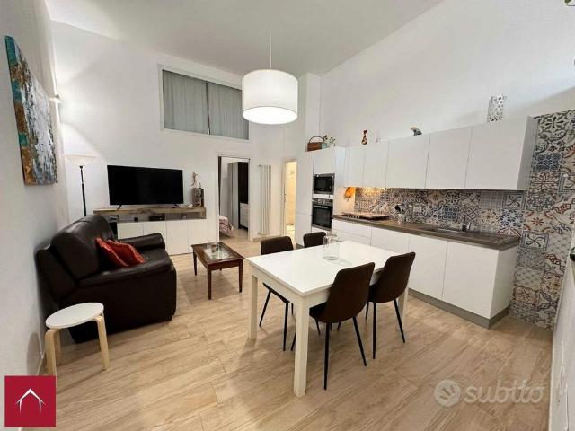 Bilocale arredato ristrutturato con terrazzo