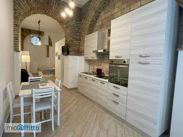 Bilocale arredato S.giovanni, esquilino, san lorenzo