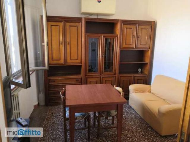 Bilocale arredato Santa viola