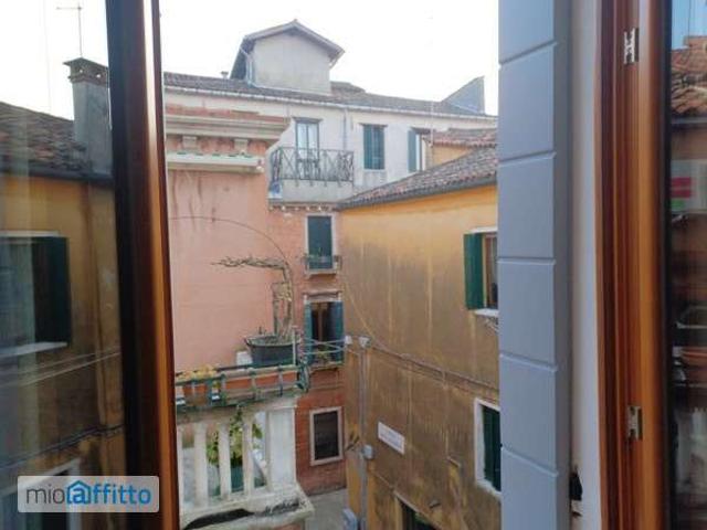 Bilocale arredato Santa croce