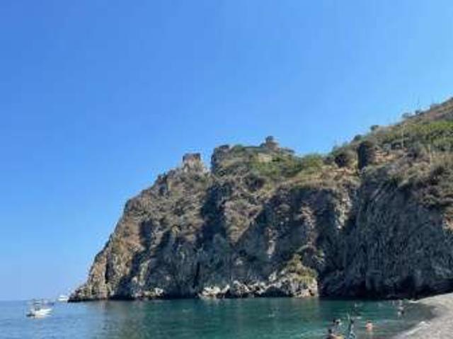 Bilocale arredato Sant'Alessio Siculo