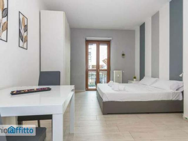 Bilocale arredato San salvario