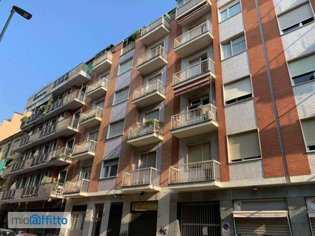Bilocale arredato San salvario