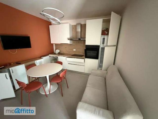 Bilocale arredato San valentino, ospedale
