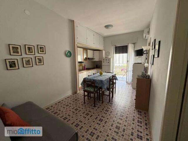Bilocale arredato Salvo marina