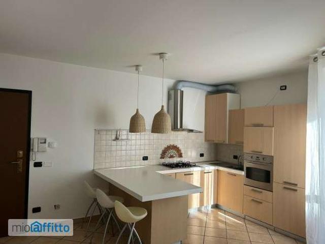 Bilocale arredato Saronno