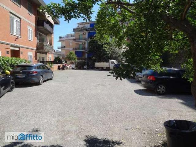 Bilocale arredato Saxarubra, labaro, prima porta