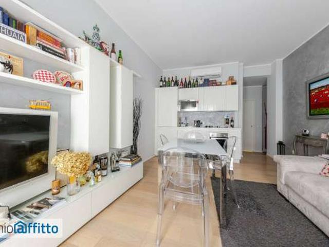 Bilocale Bocconi, c.so italia, ticinese