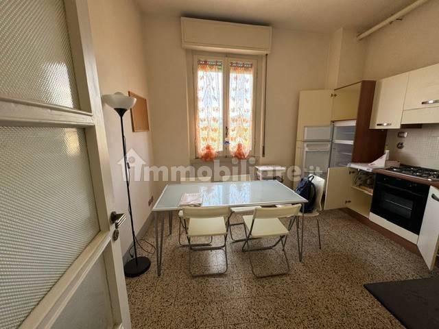 Bilocale buono stato, terzo piano, Alberti Bellariva, Firenze