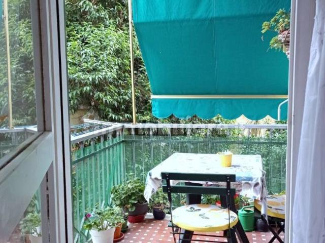 Bilocale buono stato, terzo piano, Cerisola, Rapallo