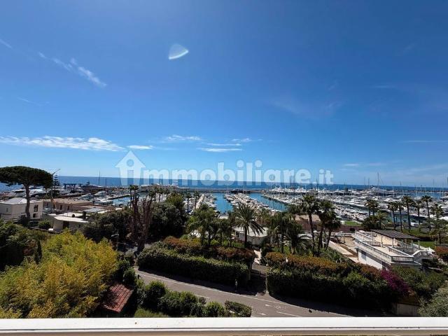 Bilocale buono stato, terzo piano, San Martino Villetta, Sanremo
