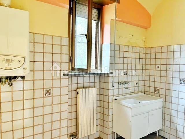 Bilocale buono stato, piano terra, Centro, Pinarolo Po