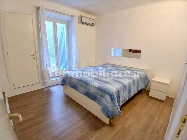 Bilocale buono stato, primo piano, Borgo Rodi, Ancona