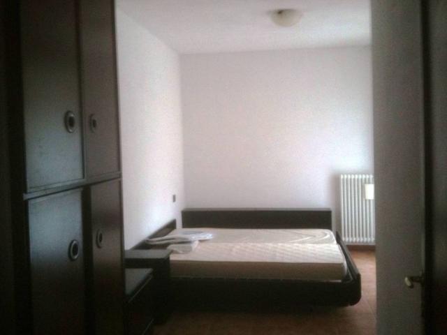 Bilocale buono stato, primo piano, Centro Storico, Voghera