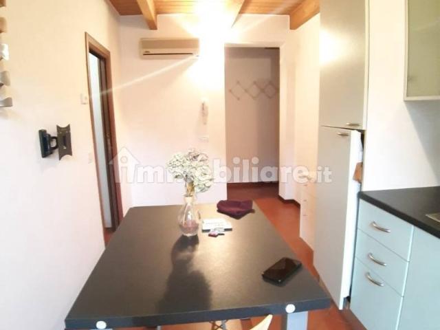 Bilocale buono stato, primo piano, Centro Storico, Ferrara