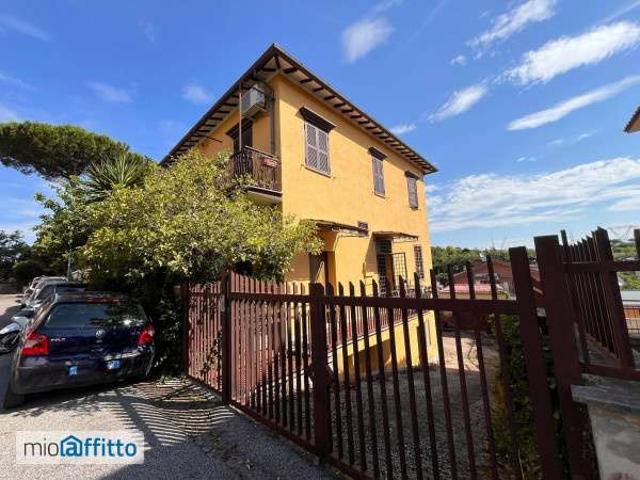 Bilocale Cassia, tomba di nerone, roma