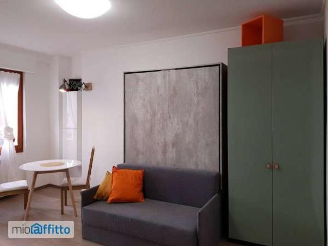 Bilocale Chiesa rossa, cermenate, ripamonti