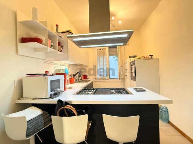 Bilocale con box in via giuseppe peano 31, Modena