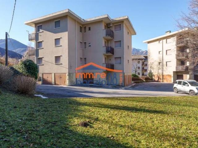 BILOCALE CON BALCONE E BOX