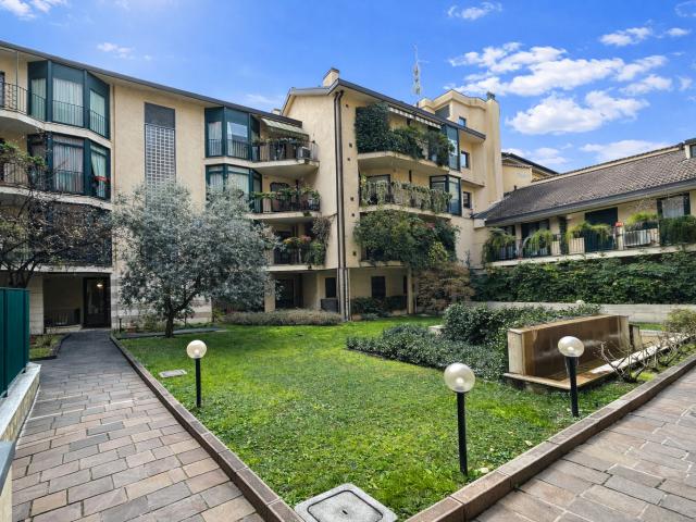 BILOCALE CON BALCONE PORTA VENEZIA