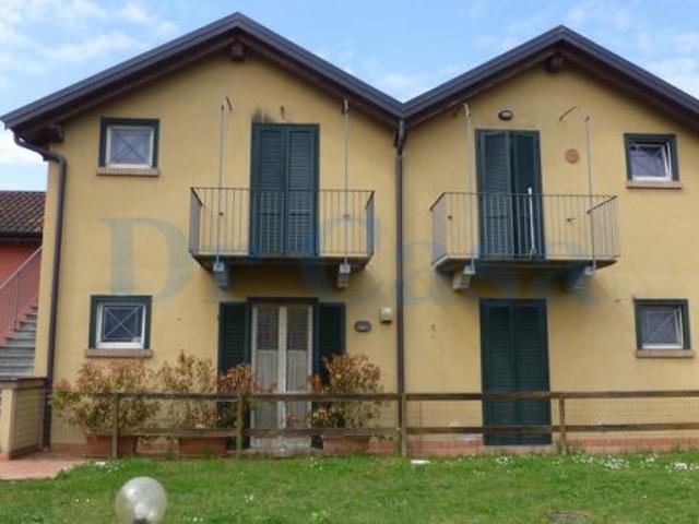Bilocale con balconi