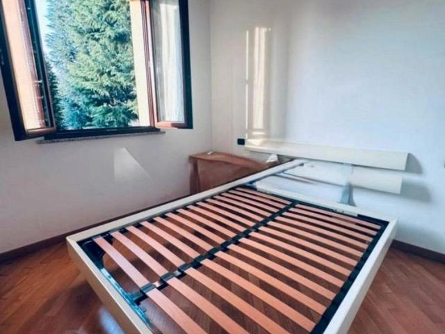 Bilocale con garage a Seregno
