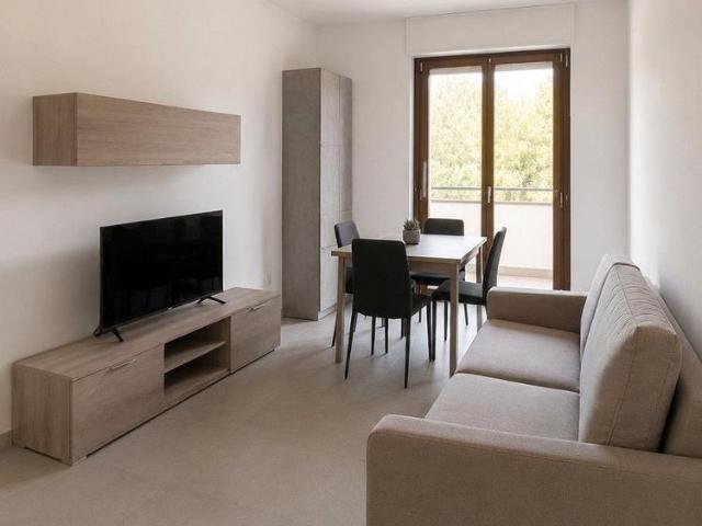 Bilocale con garage in zona Borgo Roma