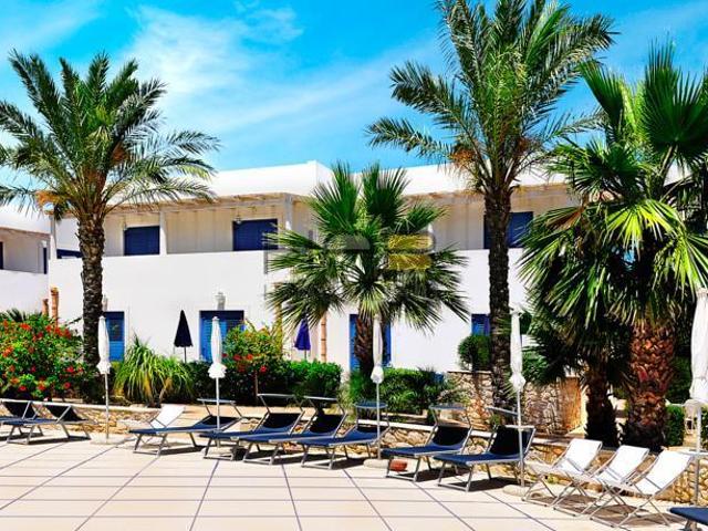 Bilocale con giardino a Favignana
