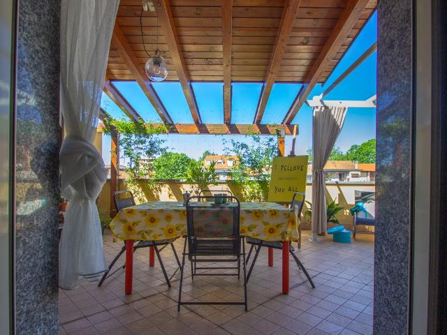 Bilocale con terrazzo