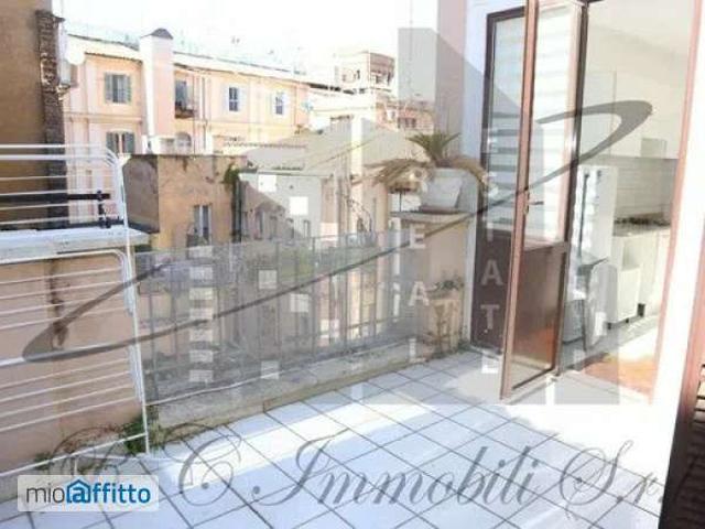 Bilocale con terrazzo Centro storico
