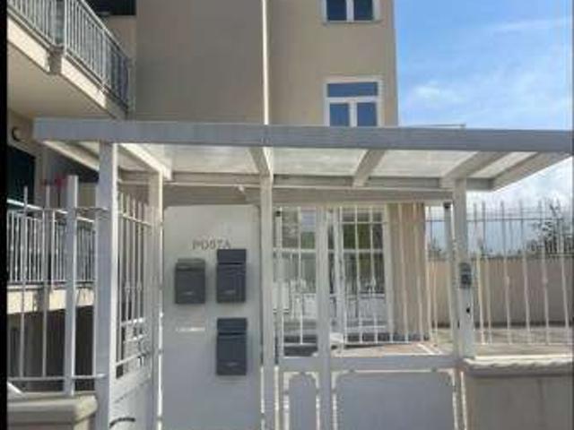 Bilocale con terrazzo Centro