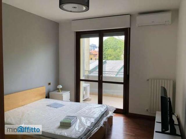 Bilocale con terrazzo Chiesa rossa, cermenate, ripamonti