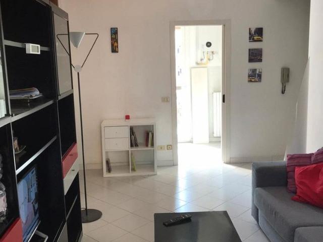 Bilocale con terrazzo a Gelsomini M5