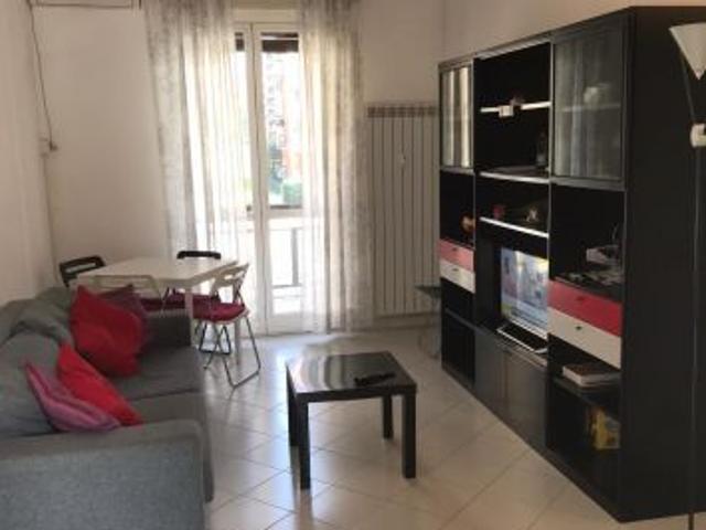 Bilocale con terrazzo a Gelsomini M5