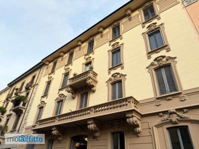 Bilocale con terrazzo Bocconi, c.so italia, ticinese