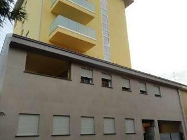 Bilocale con terrazzo Greco, monza, palmanova, bicocca