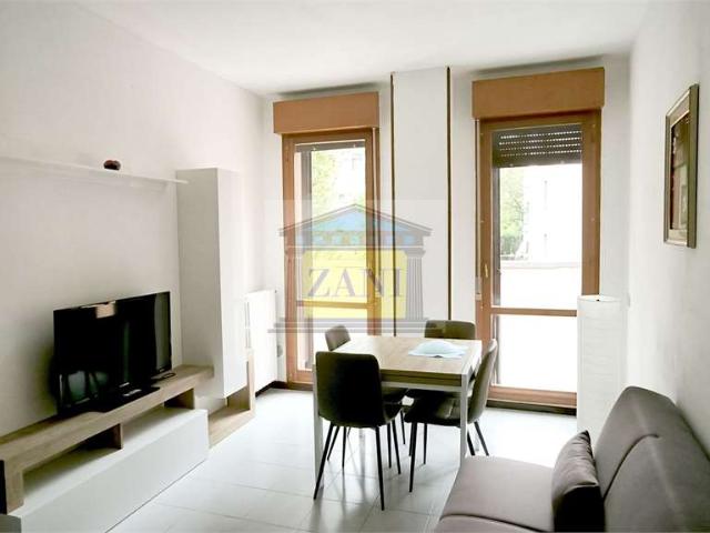 BILOCALE con TERRAZZO e BOX