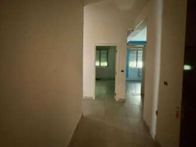 Bilocale con terrazzo Fuorigrotta