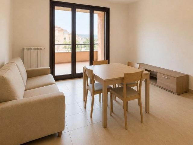 Bilocale con terrazzo in zona Borgo Trento