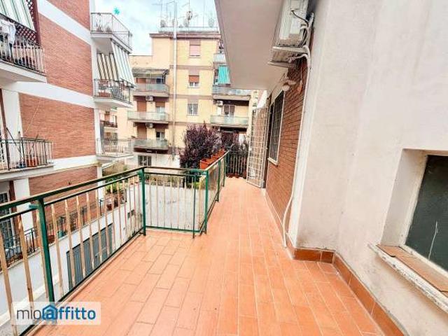 Bilocale con terrazzo Pisana, bravetta, casetta mattei