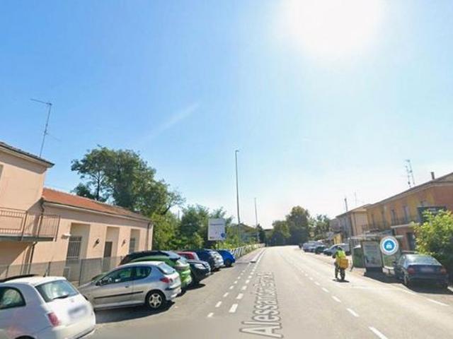 Bilocale con TERRAZZINO Spese MINIME