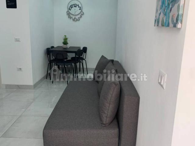 Bilocale corso Umberto I 311, Mercato, Napoli