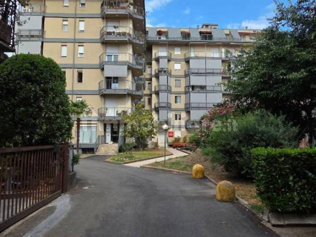 Bilocale corso della Liberazione 81, Centro, Arona