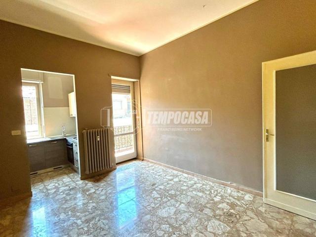 Bilocale corso Giovanni Arnaud 25, Volpiano