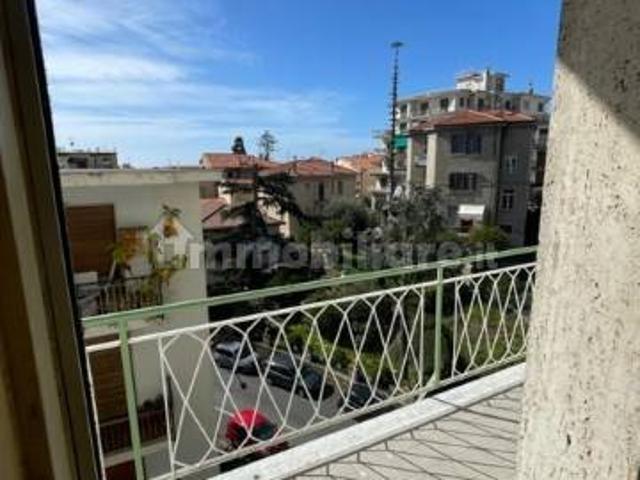 Bilocale corso Regina Margherita 31, Ospedaletti