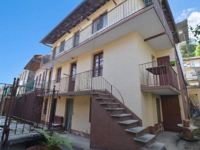 Bilocale frazione Villa 43, La Villa, Traves