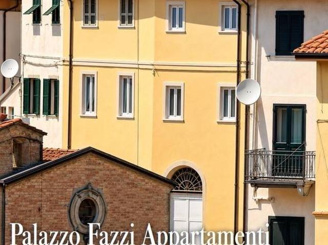 Bilocale frazione Pariana 81, San Carlo Antona, Massa