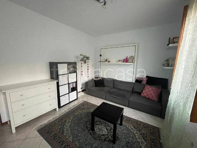 Bilocale in vendita a Como via Milano, 116, Borghi