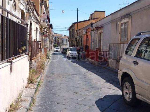 Bilocale in vendita a Catania via Grassi, 63, Ferrarotto Acquedotto Greco
